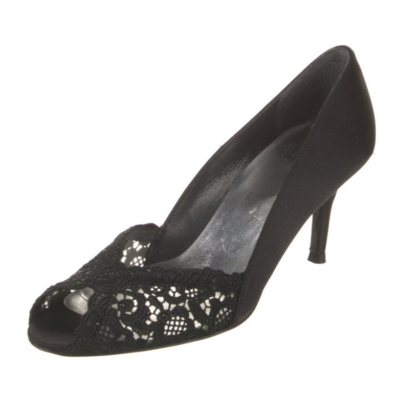 Stuart Weitzman Satin Black Lace Peep Toe Pumps - Picture 3 of 6